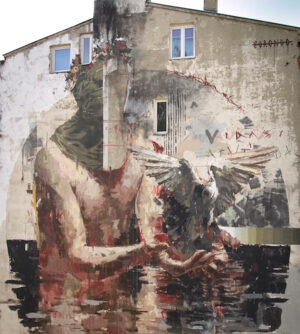 Lodz Murals finished wall close up by Gonzalo Borondo Photo by Lodz Murals